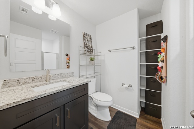 Listing photo id 14 for 754 Delmar St