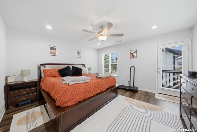 Listing photo id 17 for 754 Delmar St