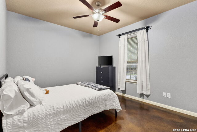 Image 13 of 26 For 820 Mission Hills