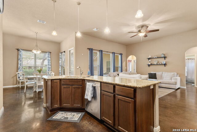 Image 7 of 26 For 820 Mission Hills