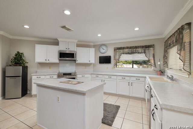 Image 13 of 31 For 14211 Edge Point