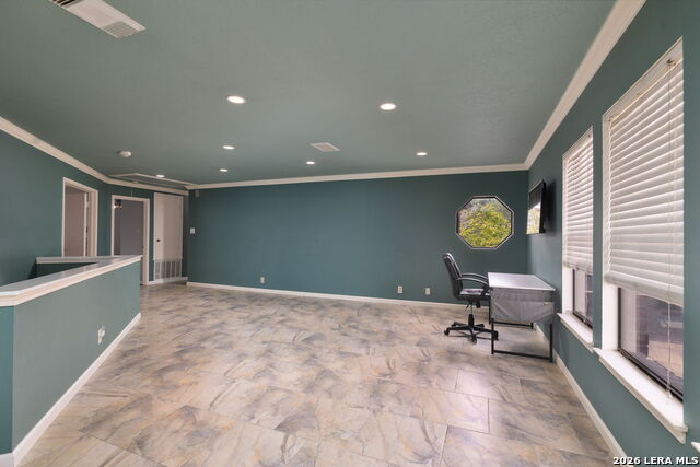 Image 18 of 31 For 14211 Edge Point