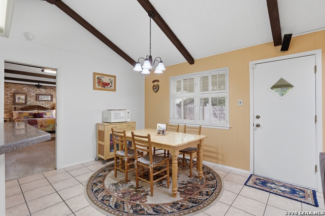 Listing photo id 8 for 4519 Maybrook Woods