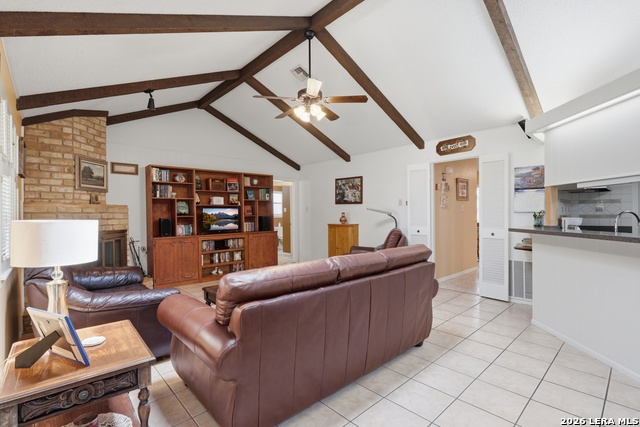 Listing photo id 10 for 4519 Maybrook Woods