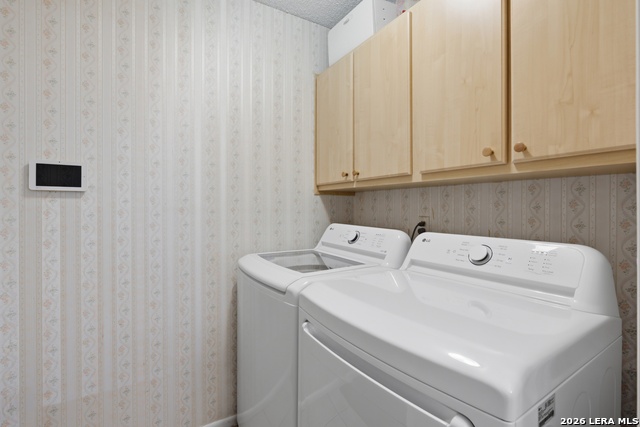 Listing photo id 21 for 4519 Maybrook Woods