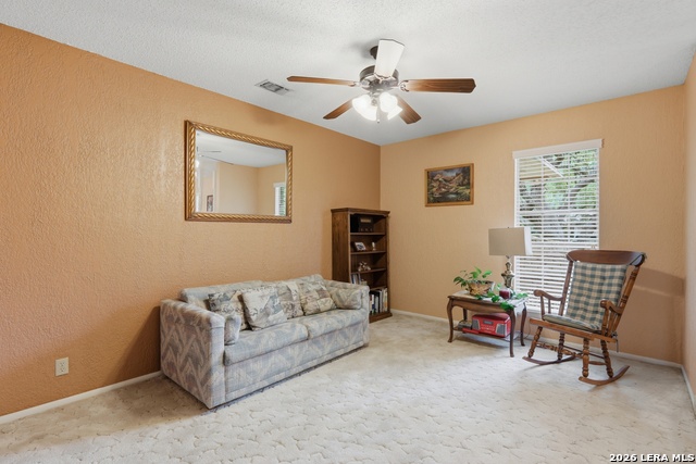 Listing photo id 5 for 4519 Maybrook Woods