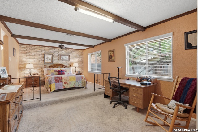 Listing photo id 7 for 4519 Maybrook Woods