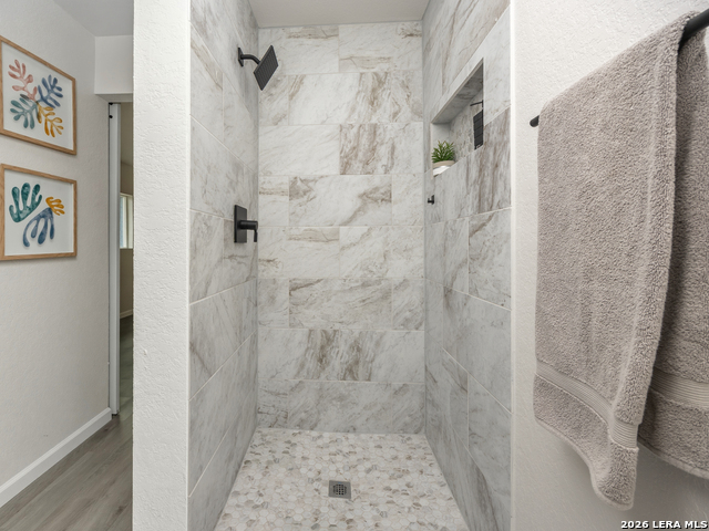 Image 27 of 31 For 14223 Ridge Dale