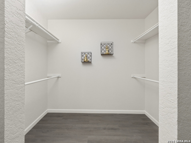 Image 28 of 31 For 14223 Ridge Dale