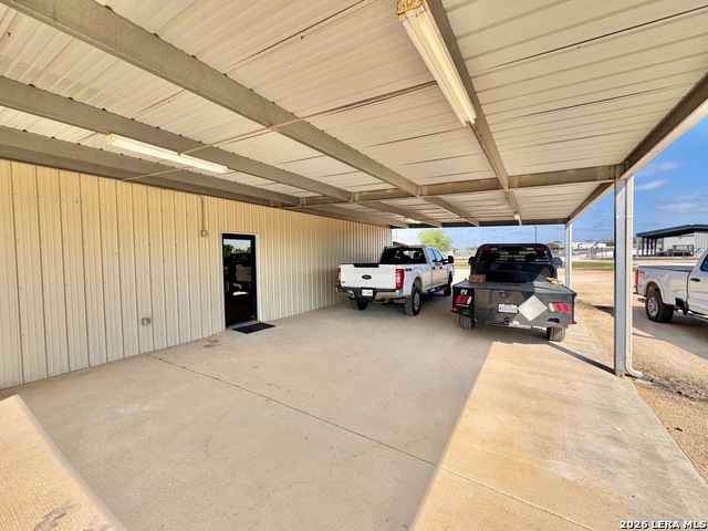 Image 10 of 28 For 224 Zander  