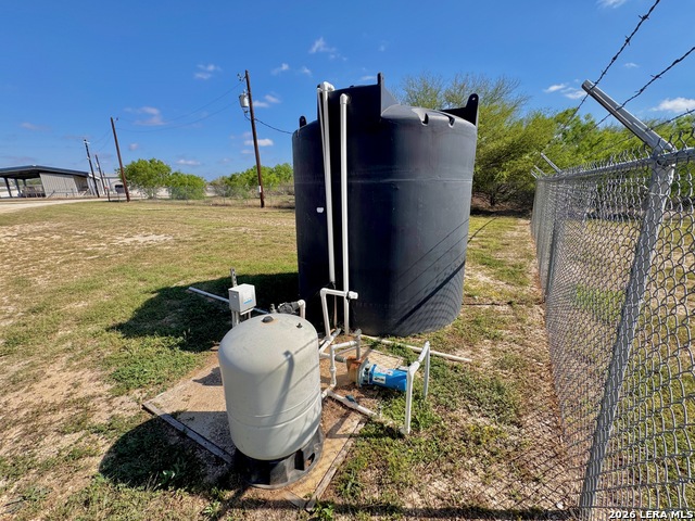 Image 23 of 28 For 224 Zander  