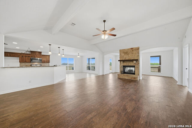 Image 10 of 29 For 12897 La Vernia Rd