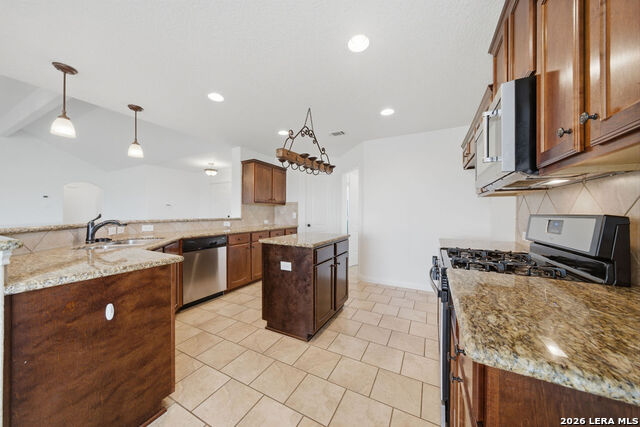 Image 12 of 29 For 12897 La Vernia Rd