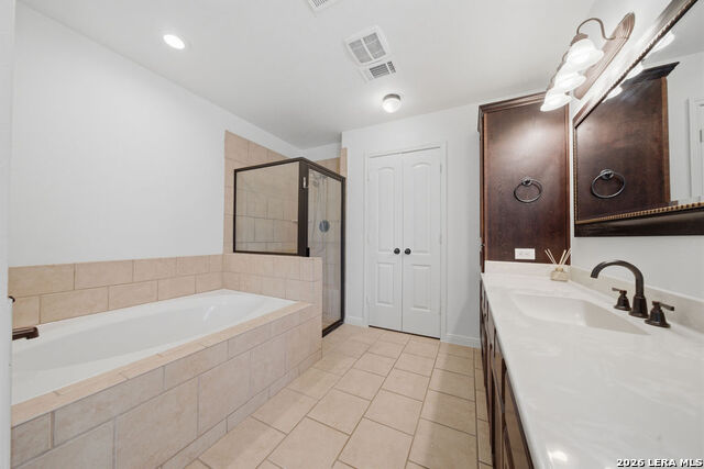 Image 19 of 29 For 12897 La Vernia Rd