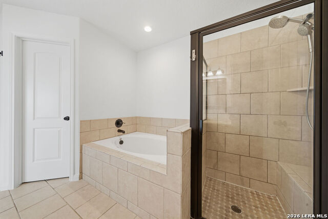 Image 20 of 29 For 12897 La Vernia Rd