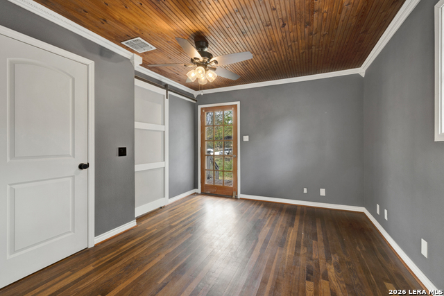 Image 16 of 47 For 499 Lakeway  