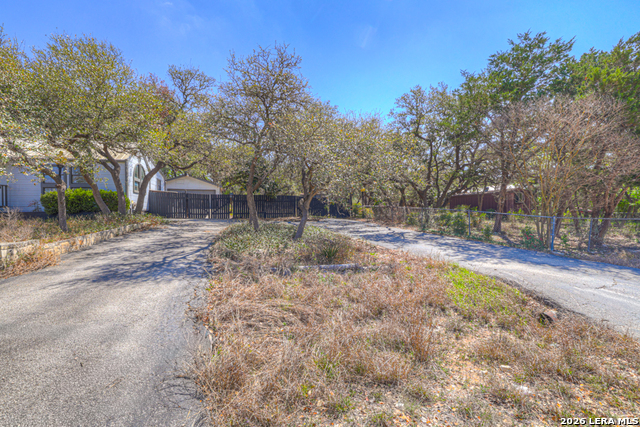 Image 40 of 47 For 499 Lakeway  