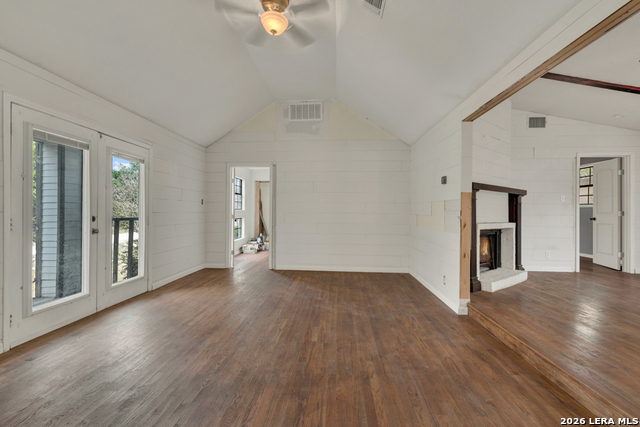 Image 5 of 47 For 499 Lakeway  