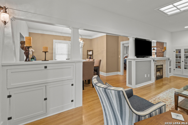 Image 10 of 28 For 277 Magazine Avenue