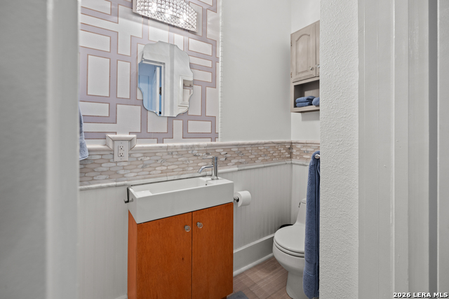 Image 24 of 28 For 277 Magazine Avenue