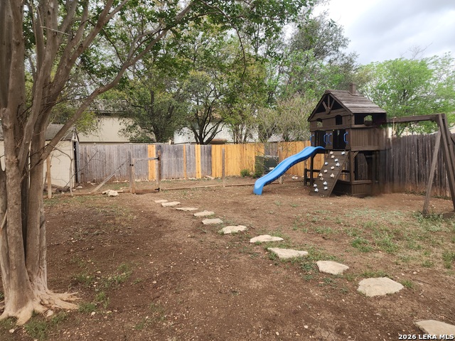 Image 14 of 14 For 7219 Burns Crossing