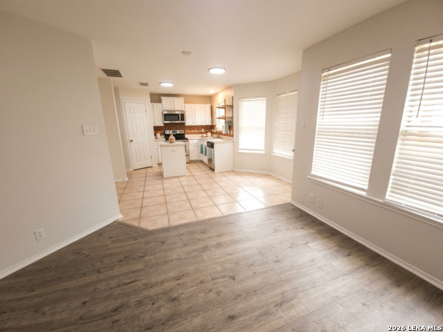 Image 4 of 14 For 7219 Burns Crossing