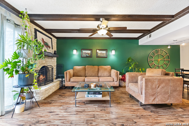 Image 15 of 25 For 11303 Vance Jackson  K2