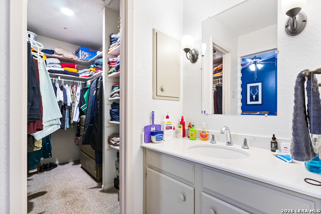 Image 17 of 25 For 11303 Vance Jackson  K2