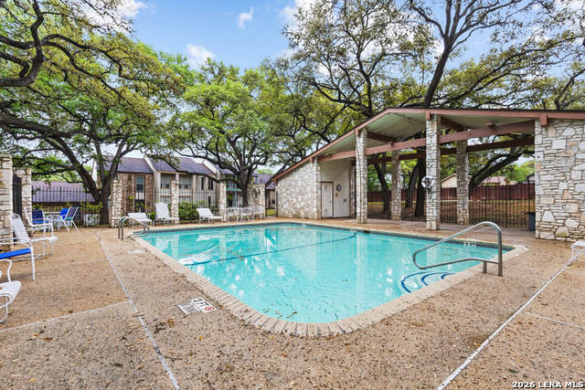 Image 25 of 25 For 11303 Vance Jackson  K2