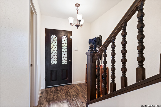 Image 4 of 25 For 11303 Vance Jackson  K2