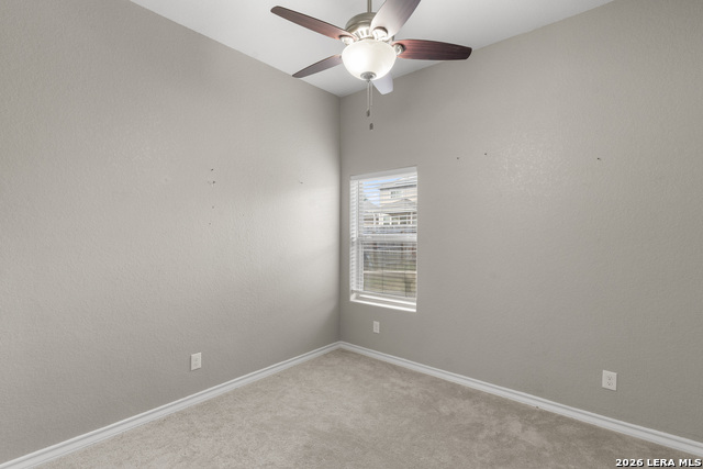 Image 13 of 26 For 10421 Macarthur