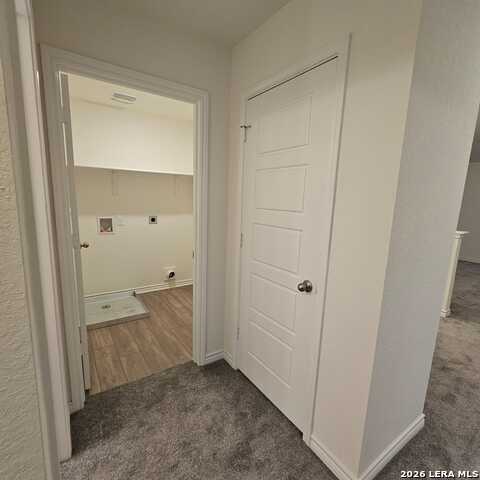 Image 16 of 35 For 14839 Vance Jackson  Unit 911