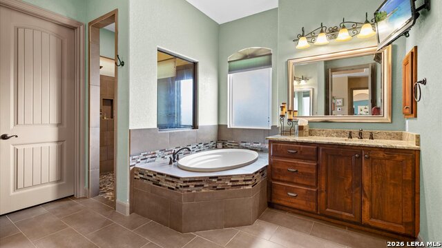 Listing photo id 24 for 543 River Chase