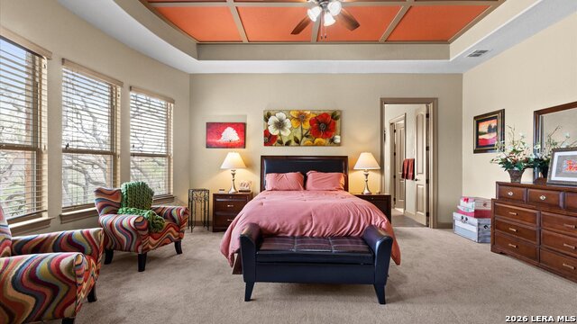 Listing photo id 28 for 543 River Chase