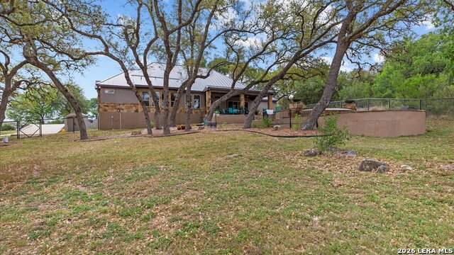 Listing photo id 4 for 543 River Chase