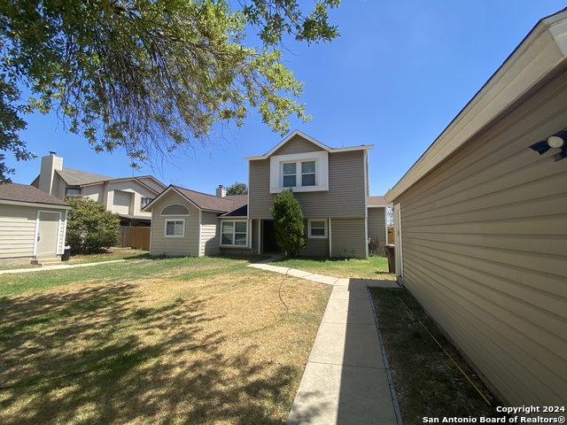 Image 9 of 18 For 8404 Forest Ridge Dr