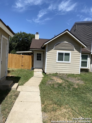 Image 2 of 23 For 8406 Forest Ridge Dr