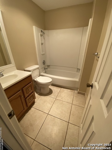 Image 8 of 23 For 8406 Forest Ridge Dr