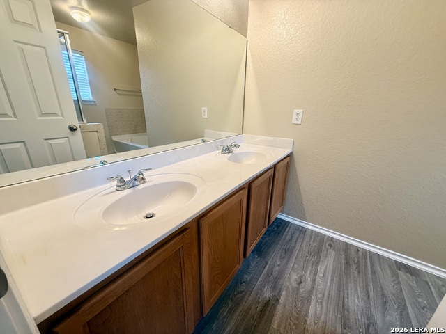 Image 24 of 33 For 3615 Dunlap Fields