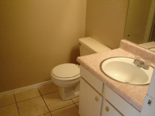 Image 6 of 7 For 5819 Woodhill