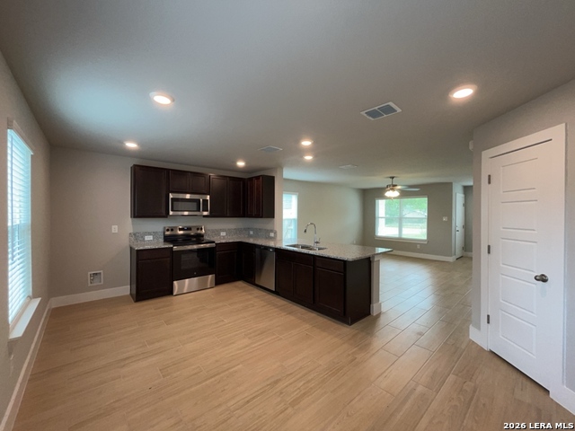 Image 11 of 39 For 324 Mar Hill St