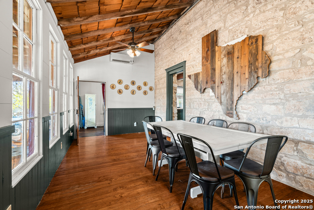 Image 5 of 32 For 3499 Us Highway 290