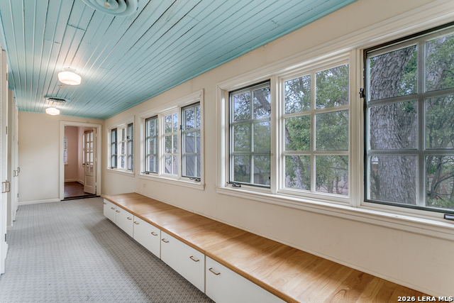 Listing photo id 22 for 144 Thelma  