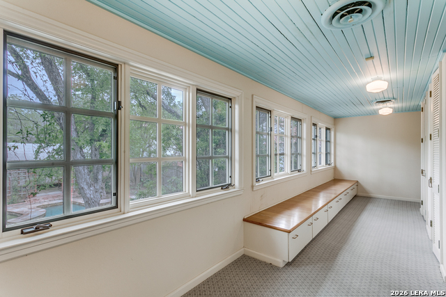 Listing photo id 23 for 144 Thelma  