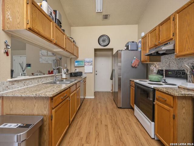 Image 10 of 26 For 5807 Summer Fest