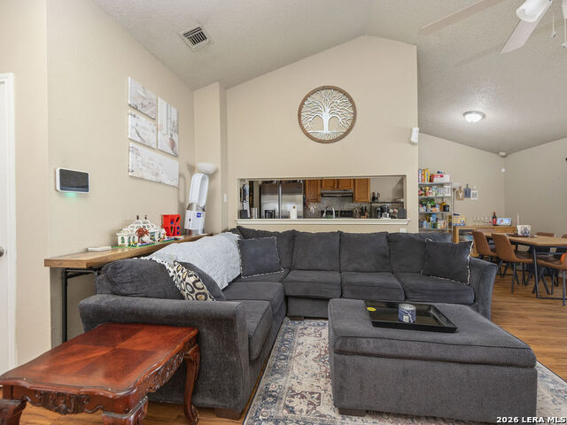 Image 5 of 26 For 5807 Summer Fest