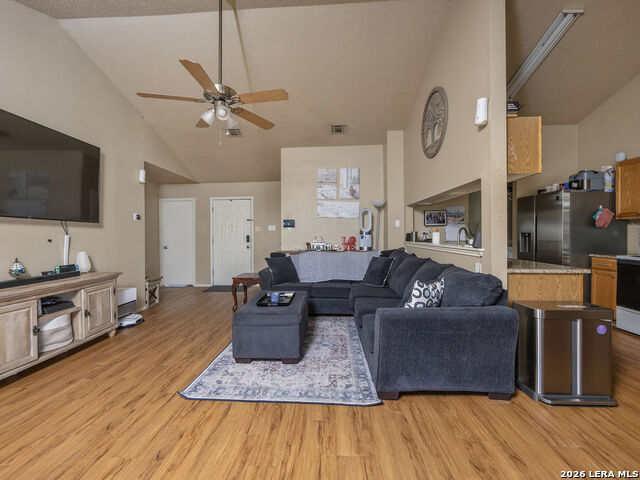 Image 6 of 26 For 5807 Summer Fest