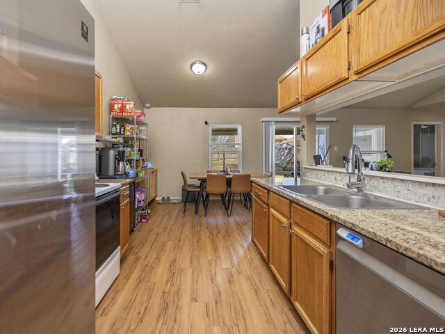 Image 9 of 26 For 5807 Summer Fest