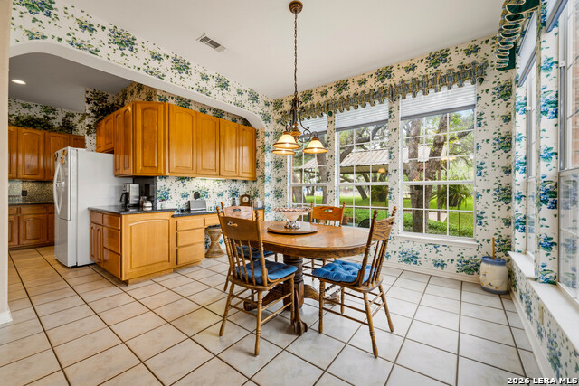 Image 33 of 44 For 230 Shamrock