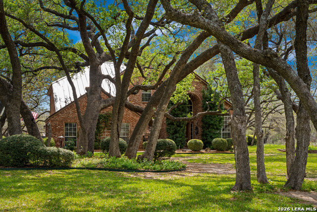 Image 44 of 44 For 230 Shamrock